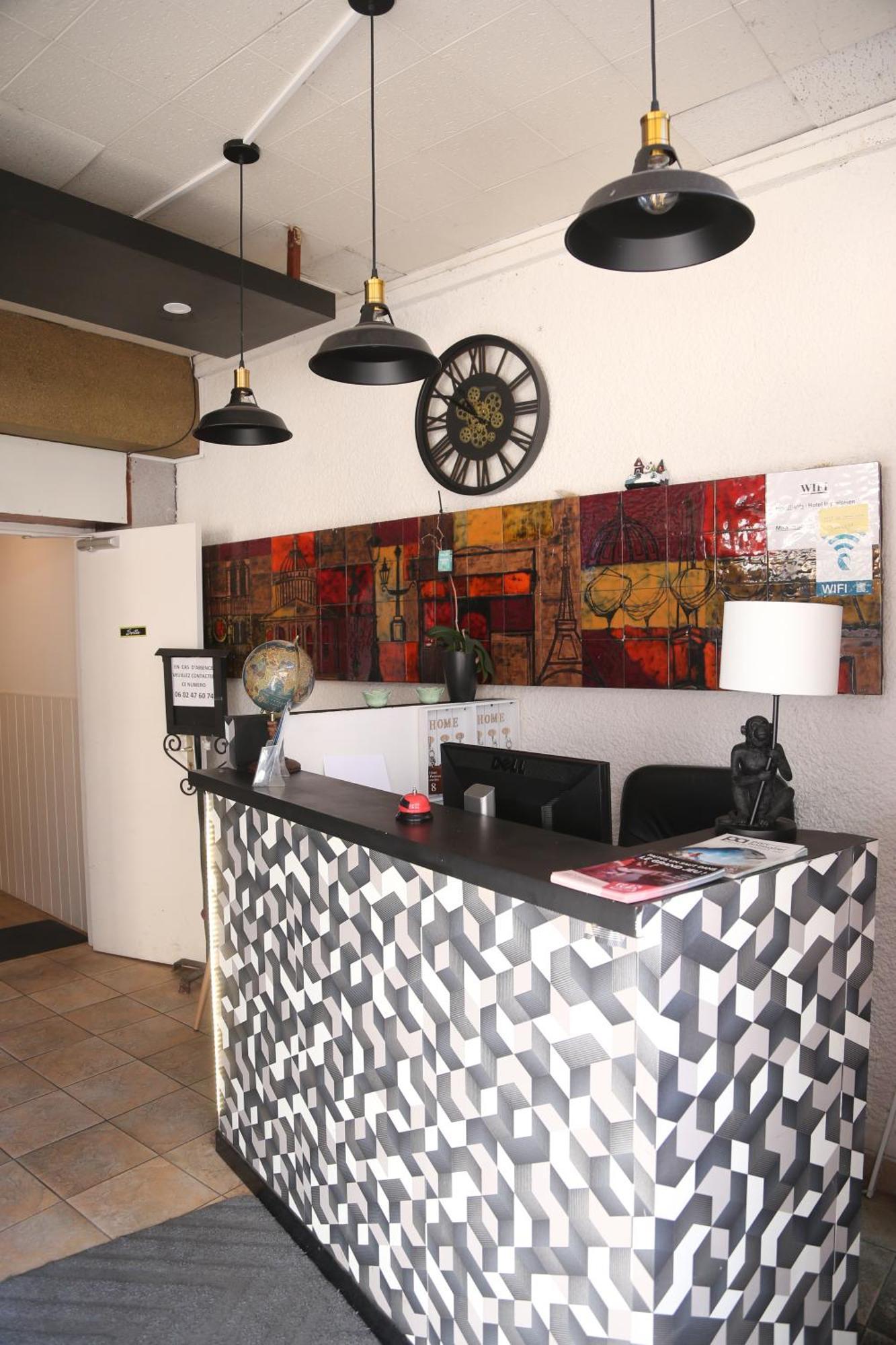 Hotel Restaurant Le Parisien Lourdes Exterior foto